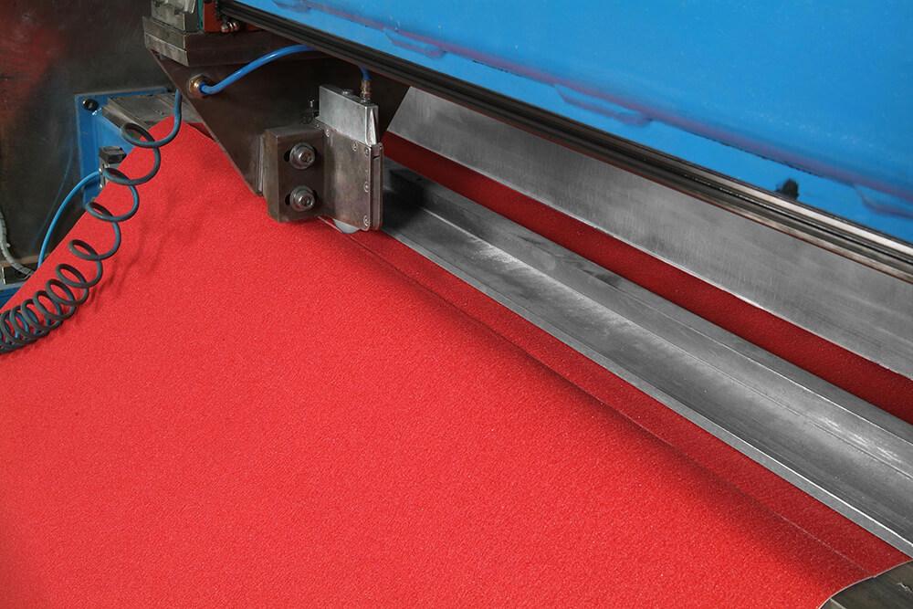 Sheeting Machine Cutting Red Anti Slip Tape -1