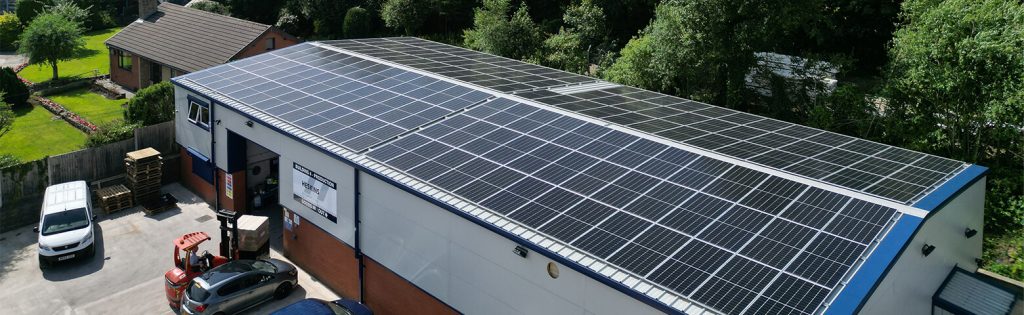 Solar-Panels-on-top-of-the-Heskins-UK-Warehouse-1024x315